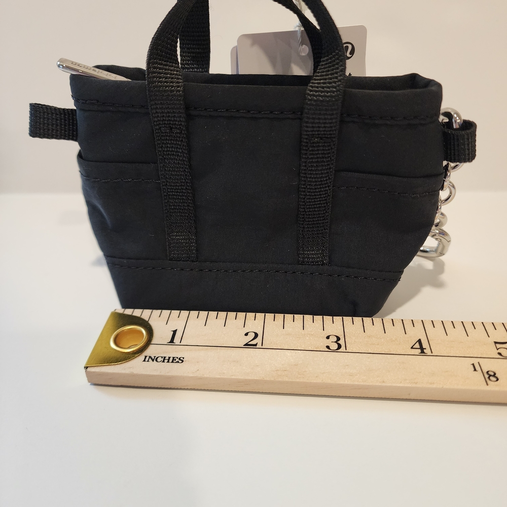 Lululemon Athletica Black Mini Tote with‎ Keychain - Picture 6 of 7